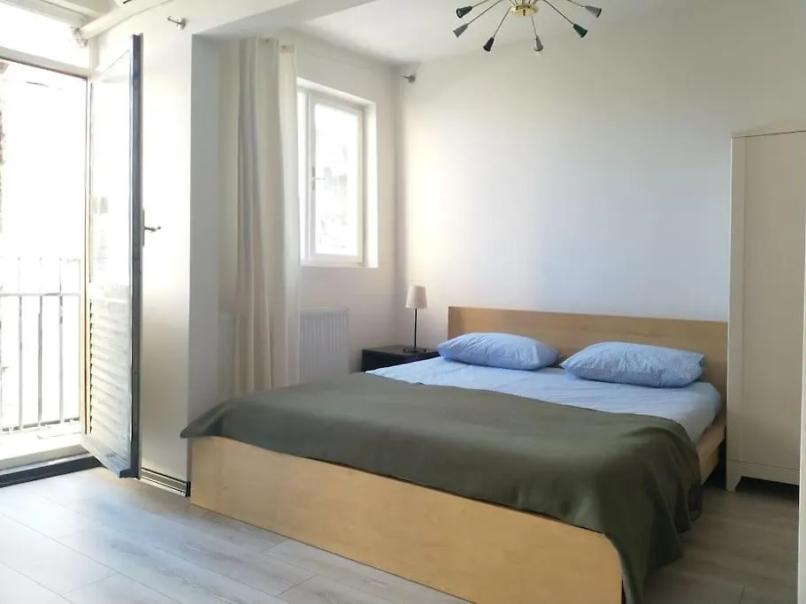 アパート Cozy Flat With Balcony, Very Close To Galata Tower イスタンブール